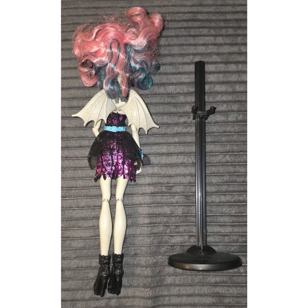 monster high Mattel Monster High Zombie Shake Rochelle Goyle Doll - Picture 2 of 2